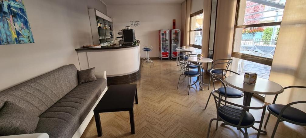 Hotel Astoria Riccione Eksteriør bilde