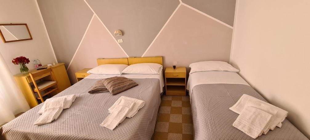 Hotel Astoria Riccione Eksteriør bilde