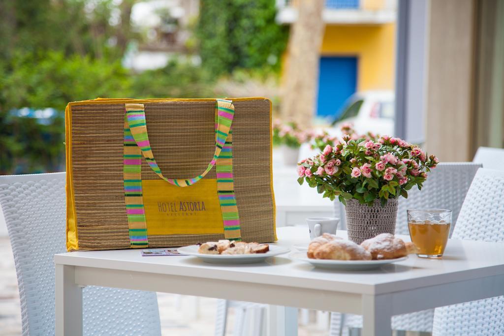 Hotel Astoria Riccione Eksteriør bilde